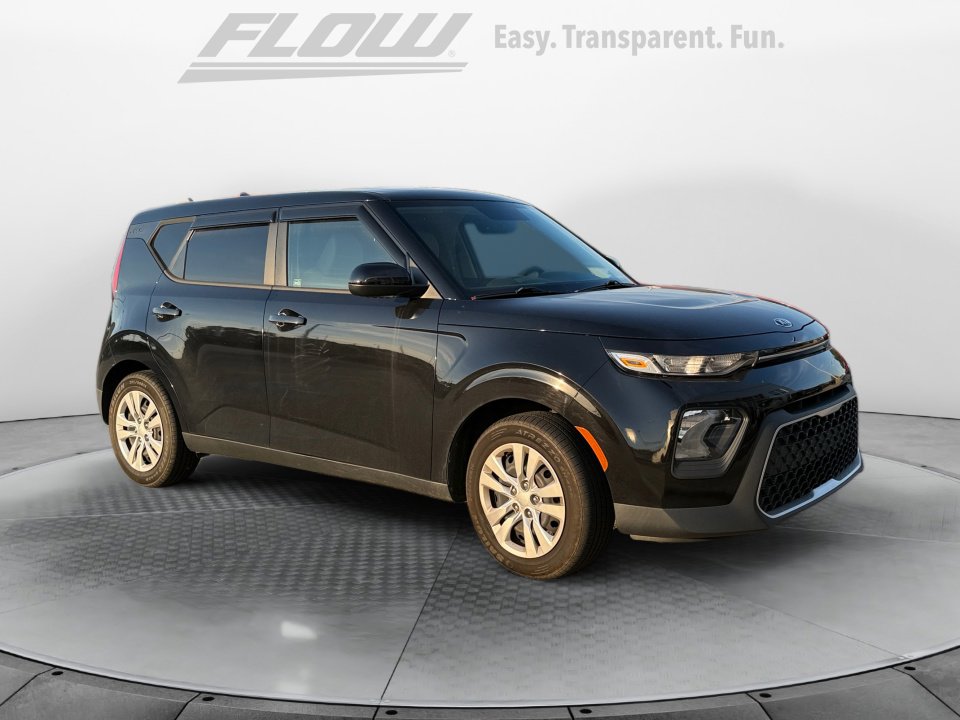 Used 2021 Kia Soul LX FWD image 1