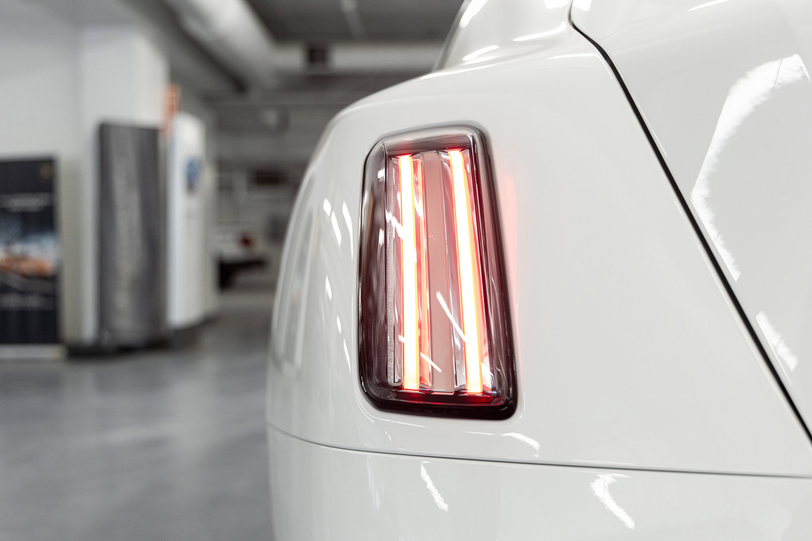 New 2026 Rolls-Royce Spectre image 15