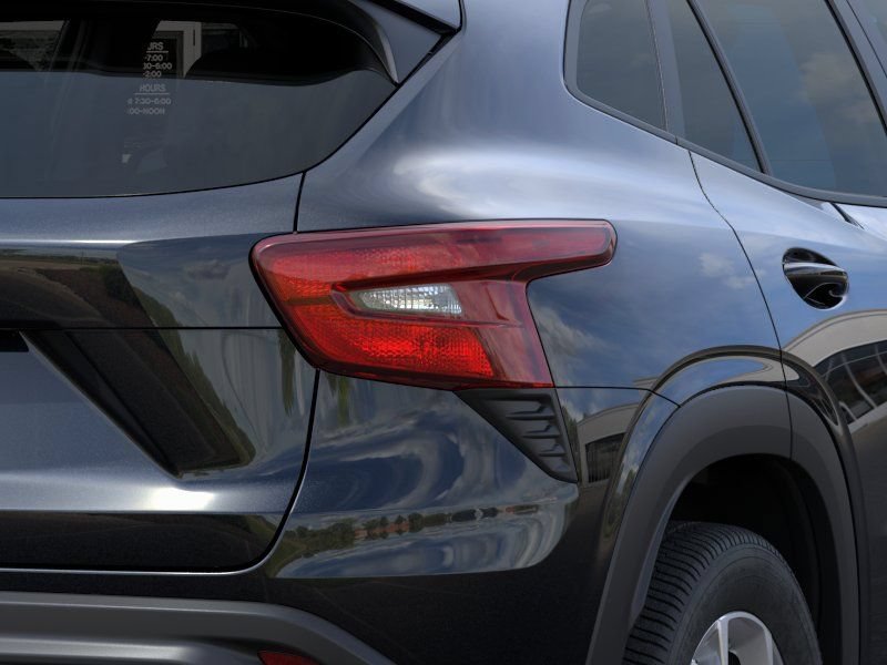 New 2026 Chevrolet Trax LS w/ LS Convenience Package FWD image 14