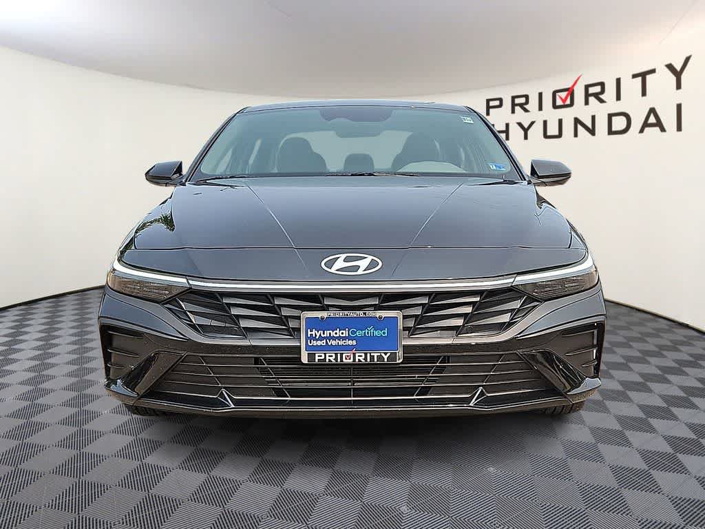 Certified 2025 Hyundai Elantra Sport w/ Cargo Package FWD image 2