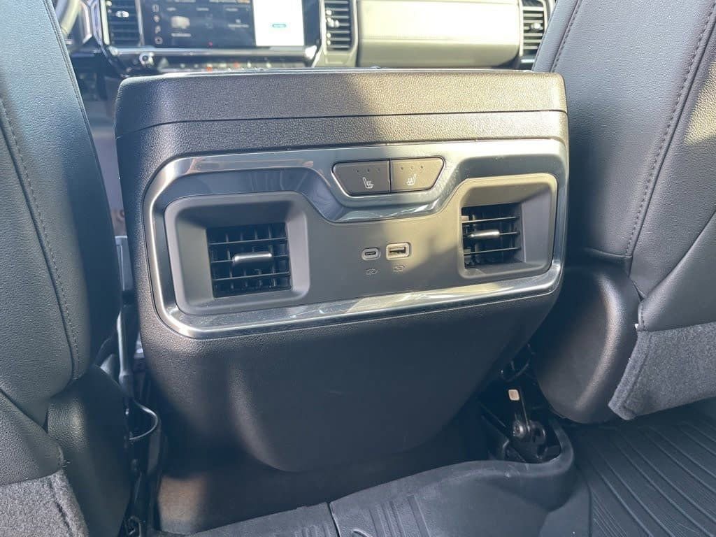 New 2025 GMC Sierra 2500 SLT w/ SLT Premium Package AWD/4WD image 30
