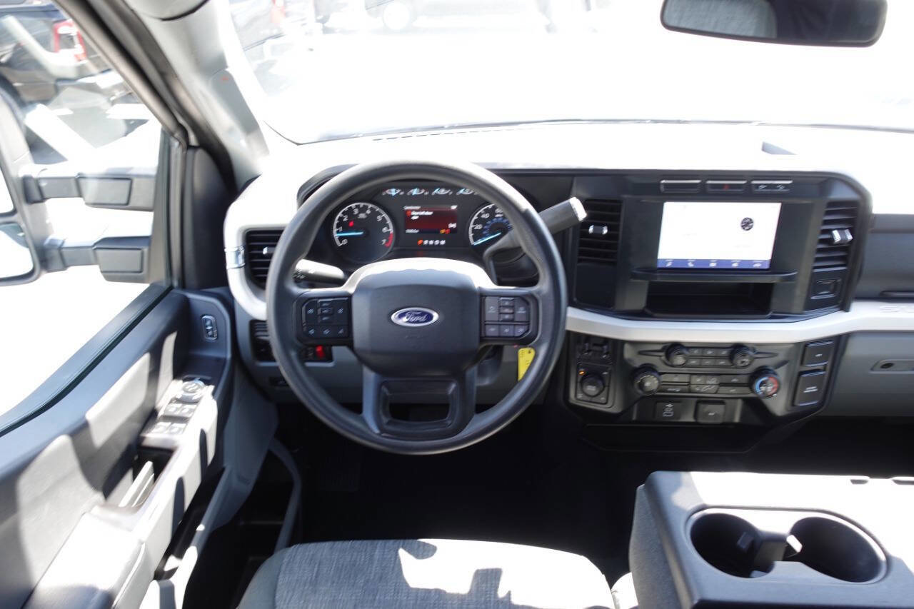Used 2023 Ford F250 XLT w/ FX4 Off-Road Package image 40