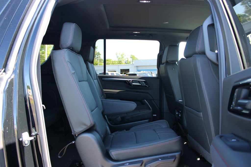 New 2026 Chevrolet Suburban RST AWD/4WD image 34