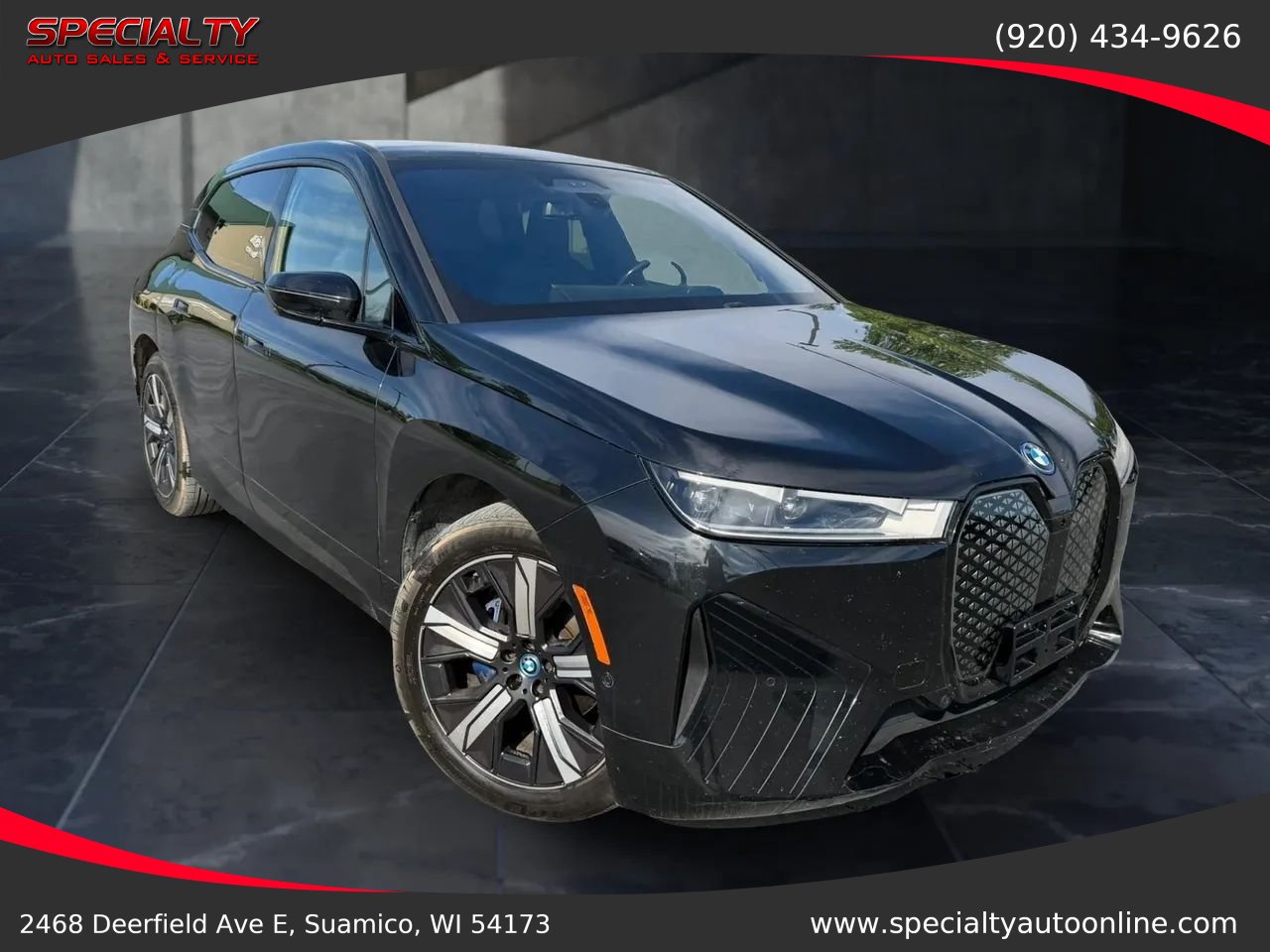 Used 2024 BMW iX xDrive50 w/ Sport Package AWD/4WD image 2