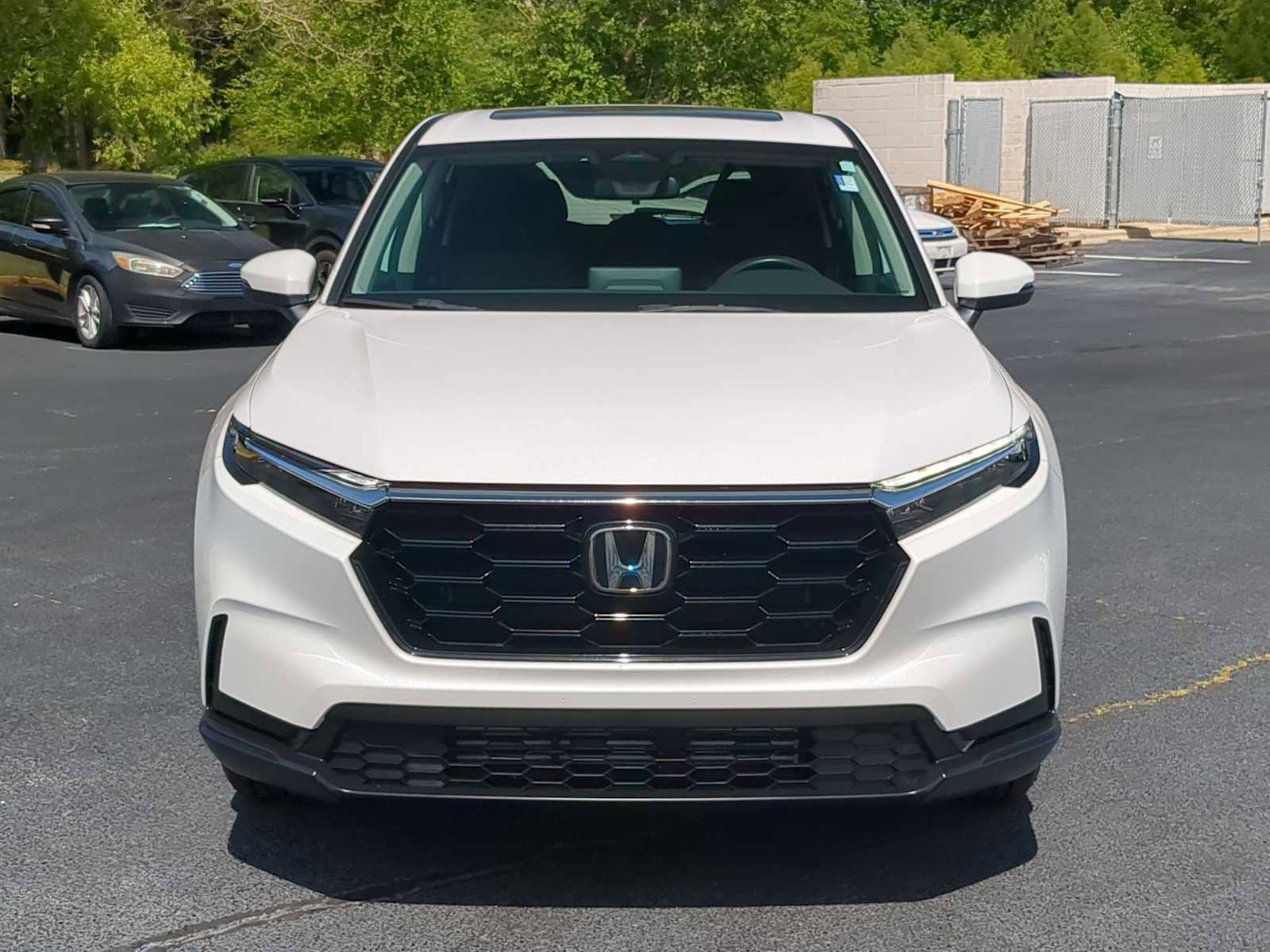 Used 2024 Honda CR-V EX image 3