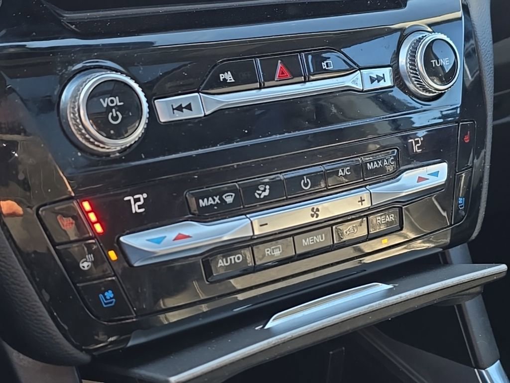 Used 2021 Ford Explorer Limited w/ Equipment Group 301A image 35