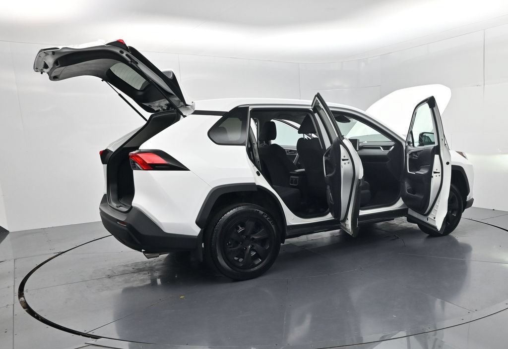 Used 2024 Toyota RAV4 LE AWD/4WD image 54