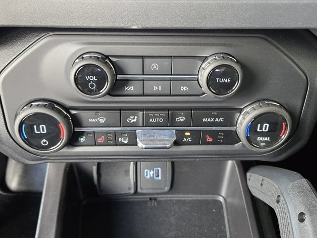 New 2025 Ford Bronco Badlands AWD/4WD image 15