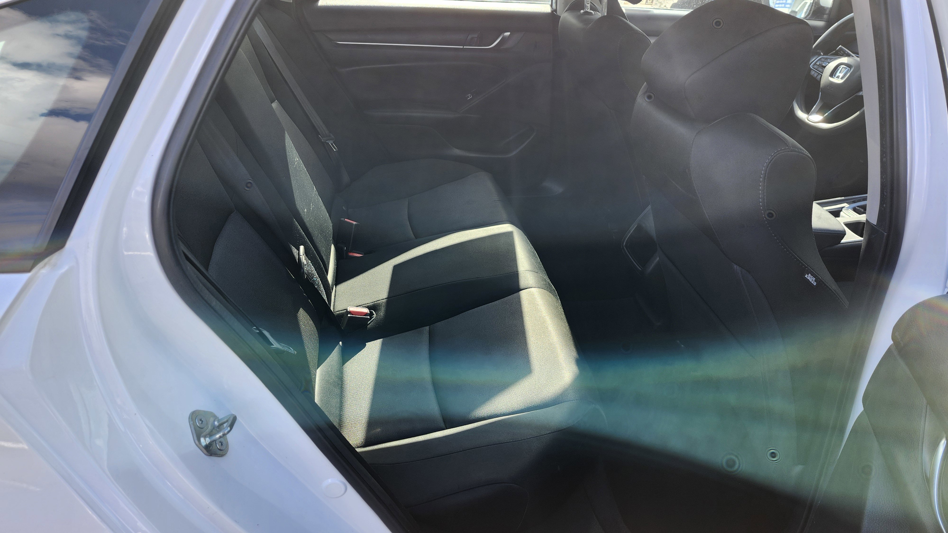 Used 2018 Honda Accord LX image 13