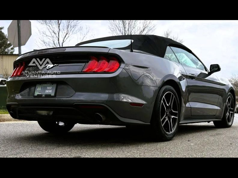 Used 2023 Ford Mustang Premium image 14