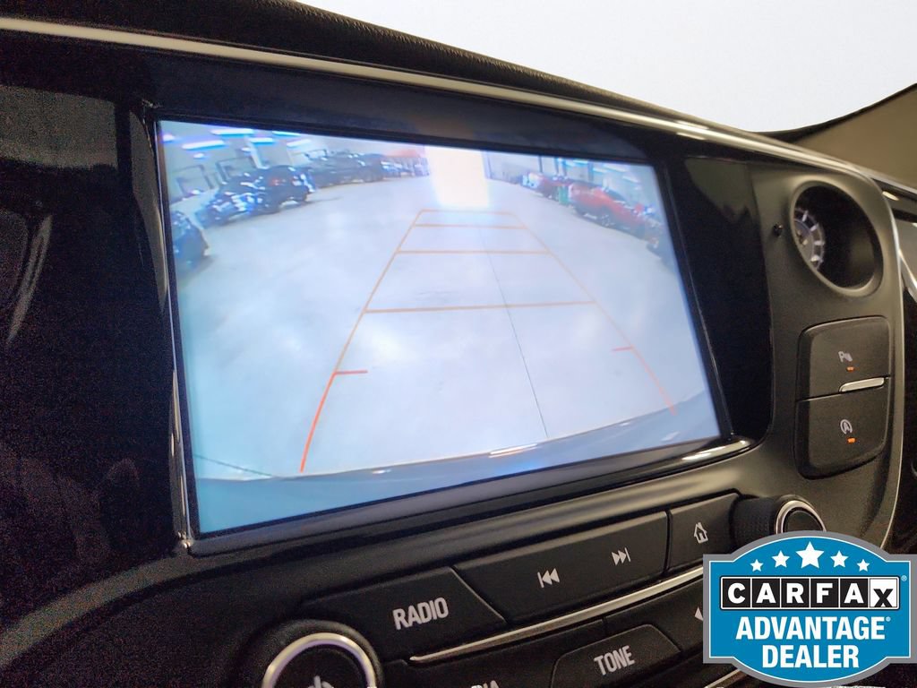 Used 2020 Buick Envision Essence FWD image 12
