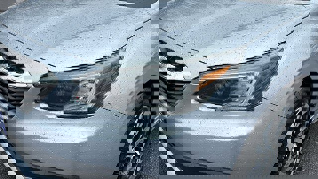 Used 2020 Subaru Legacy Premium w/ Cargo Package image 9