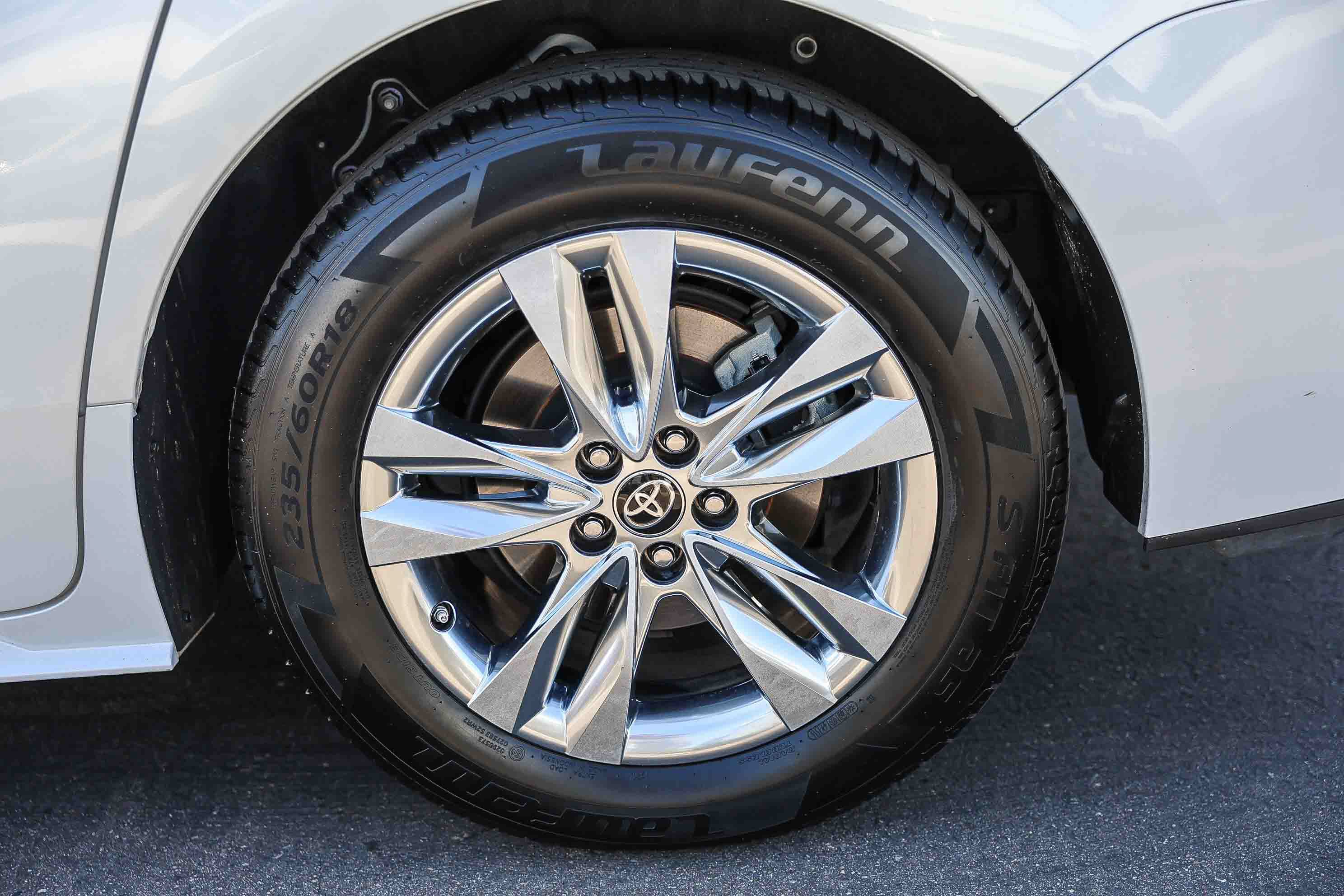 Used 2022 Toyota Sienna XLE w/ XLE Plus Package FWD image 33