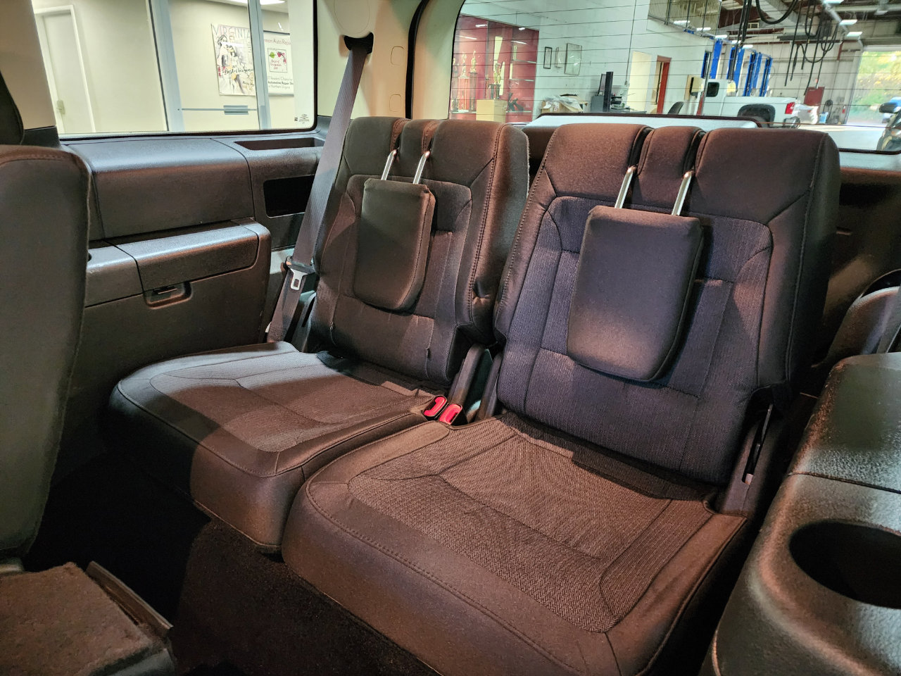 Used 2019 Ford Flex SE image 20