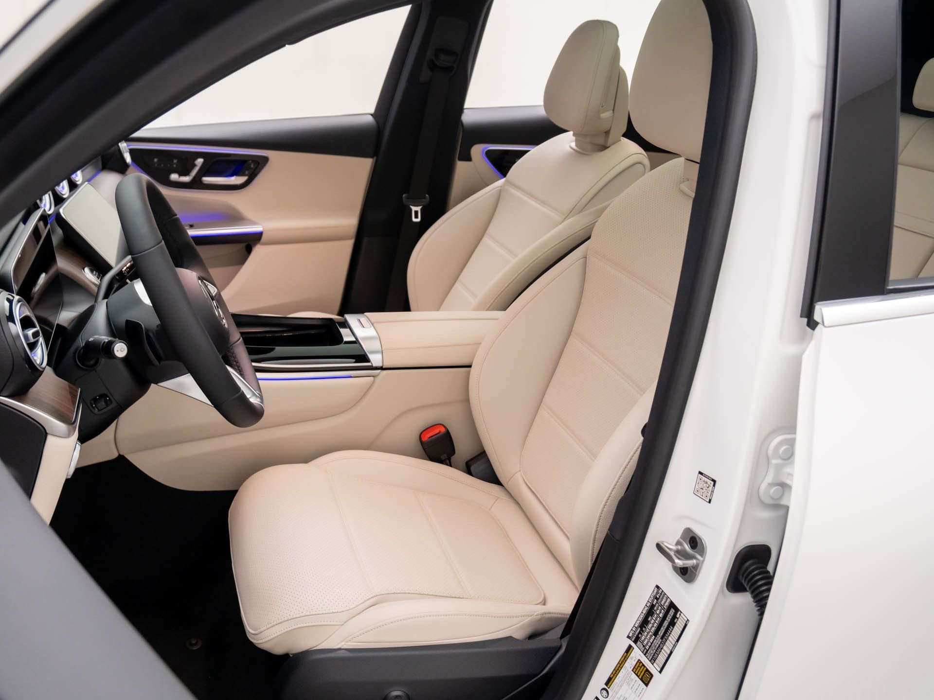 New 2026 Mercedes-Benz GLC 300 4MATIC image 18