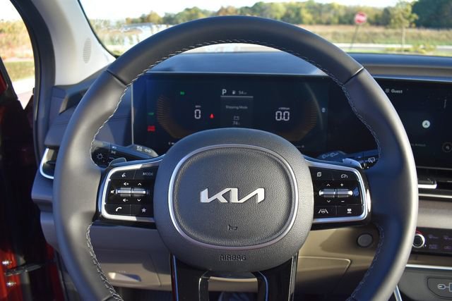 New 2026 Kia Carnival EX FWD image 33