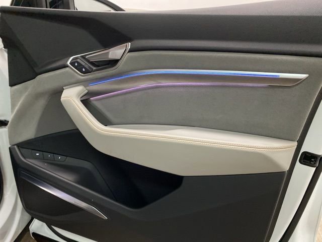 Used 2024 Audi Q8 e-tron Prestige w/ Prestige Package image 86