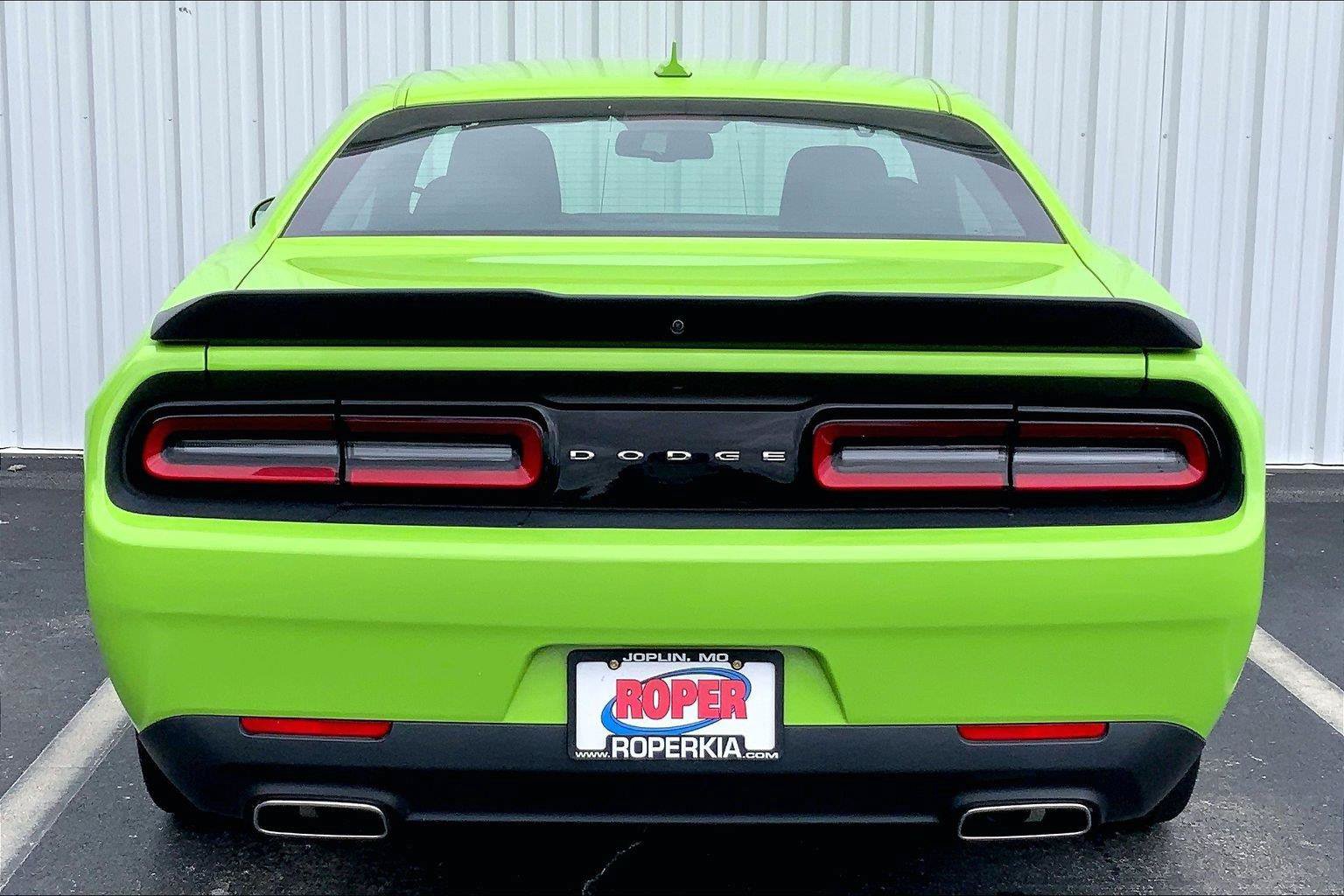 Used 2023 Dodge Challenger SXT RWD image 4