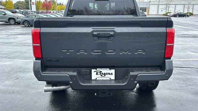 New 2025 Toyota Tacoma TRD Off-Road w/ TRD Off Road Premium Package image 31