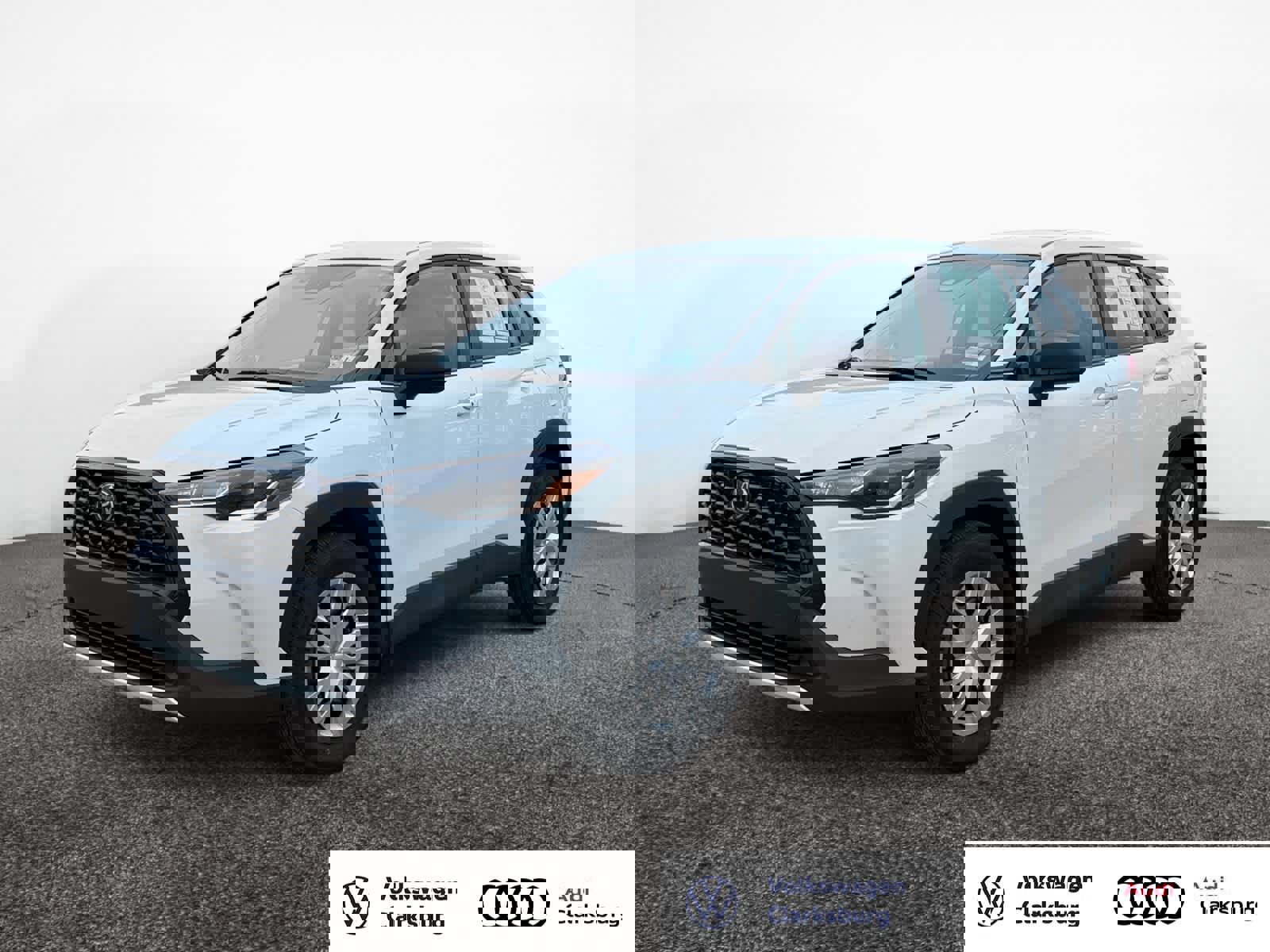 Used 2025 Toyota Corolla Cross L image 1