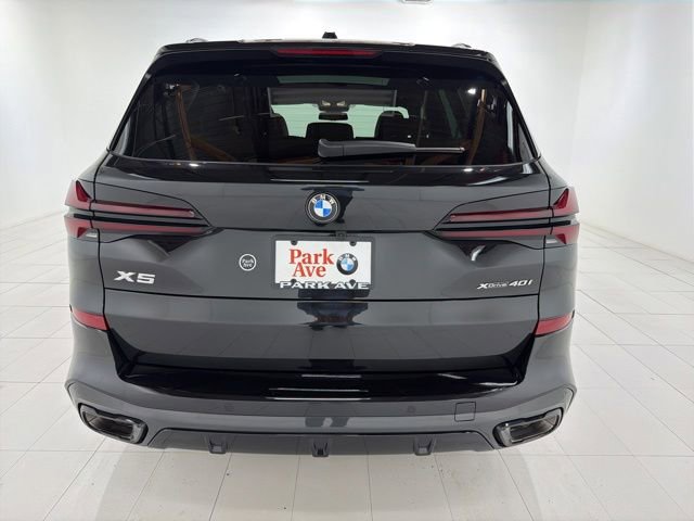 Used 2026 BMW X5 xDrive40i w/ M Sport Package AWD/4WD image 4