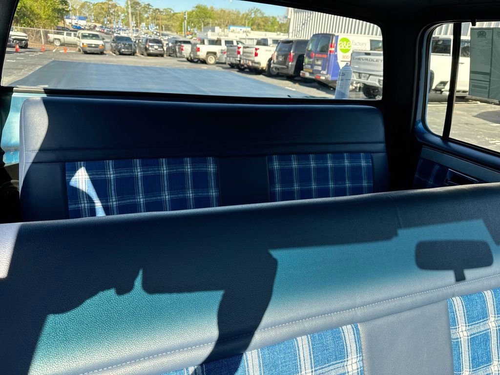 Used 1988 Chevrolet Silverado 3500 2WD Crew Cab image 34