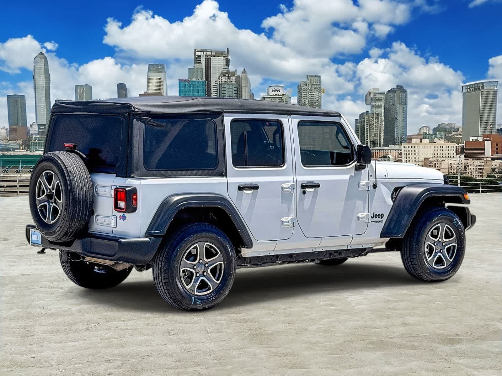 Used 2022 Jeep Wrangler Unlimited Sport AWD/4WD image 4