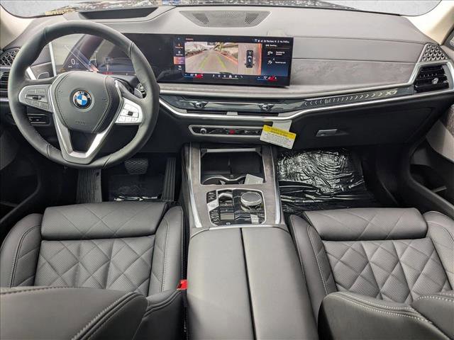 New 2026 BMW X7 xDrive40i w/ Premium Package image 16