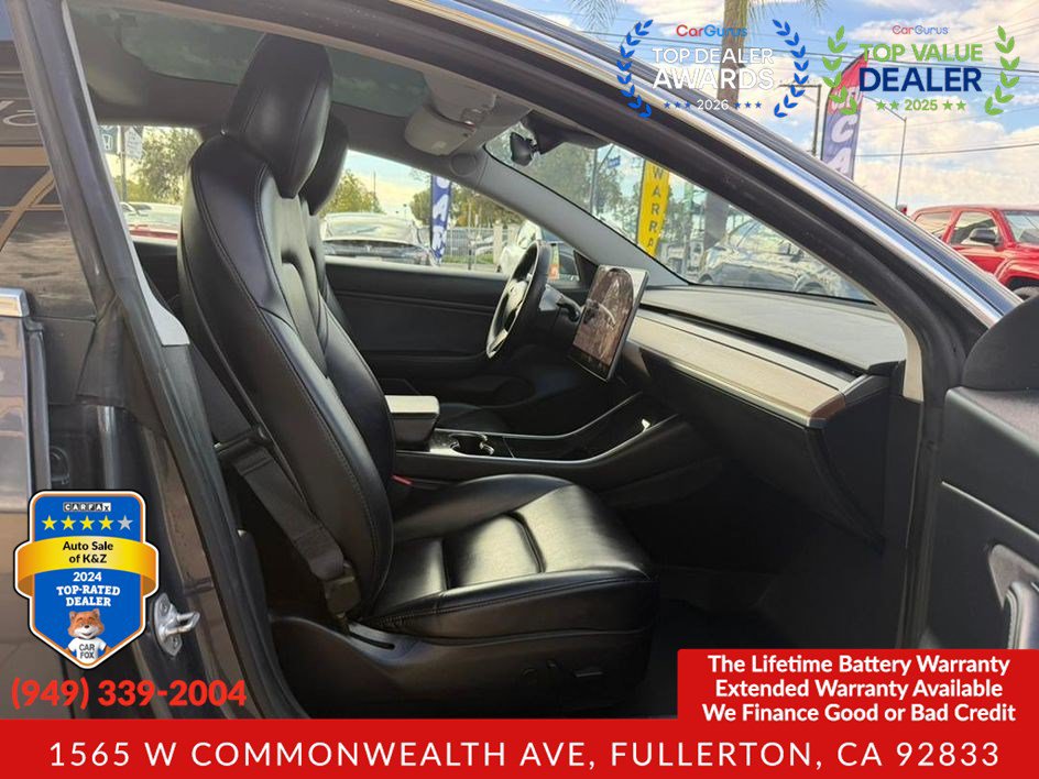 Used 2020 Tesla Model 3 Standard Range Plus RWD image 17