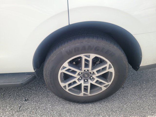 Used 2025 Ford Expedition Active RWD image 23
