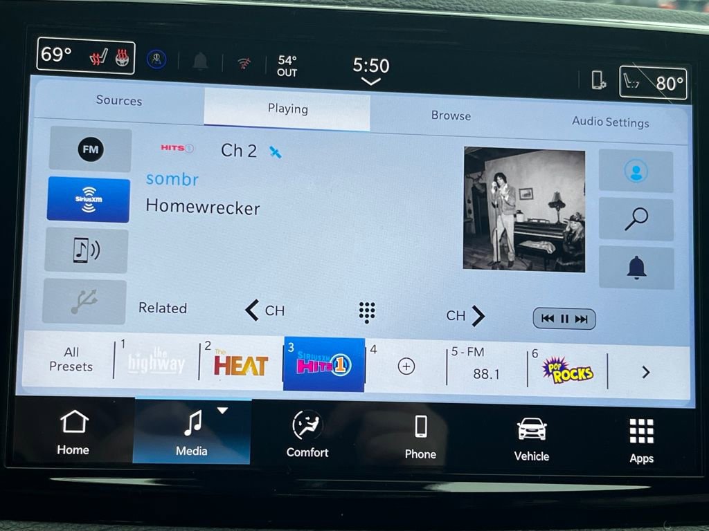 New 2026 Chrysler Pacifica Select image 12