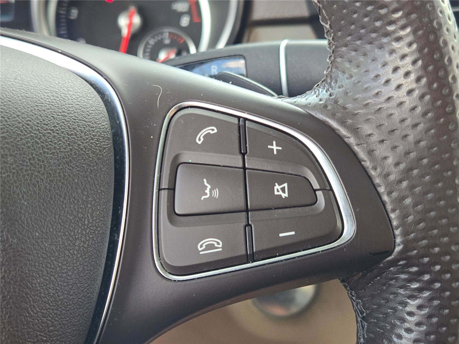 Used 2018 Mercedes-Benz GLE 350 4MATIC image 37