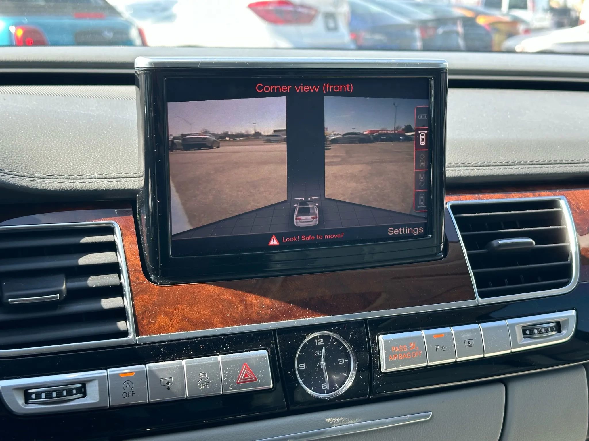 Used 2014 Audi A8 L 4.0T image 41