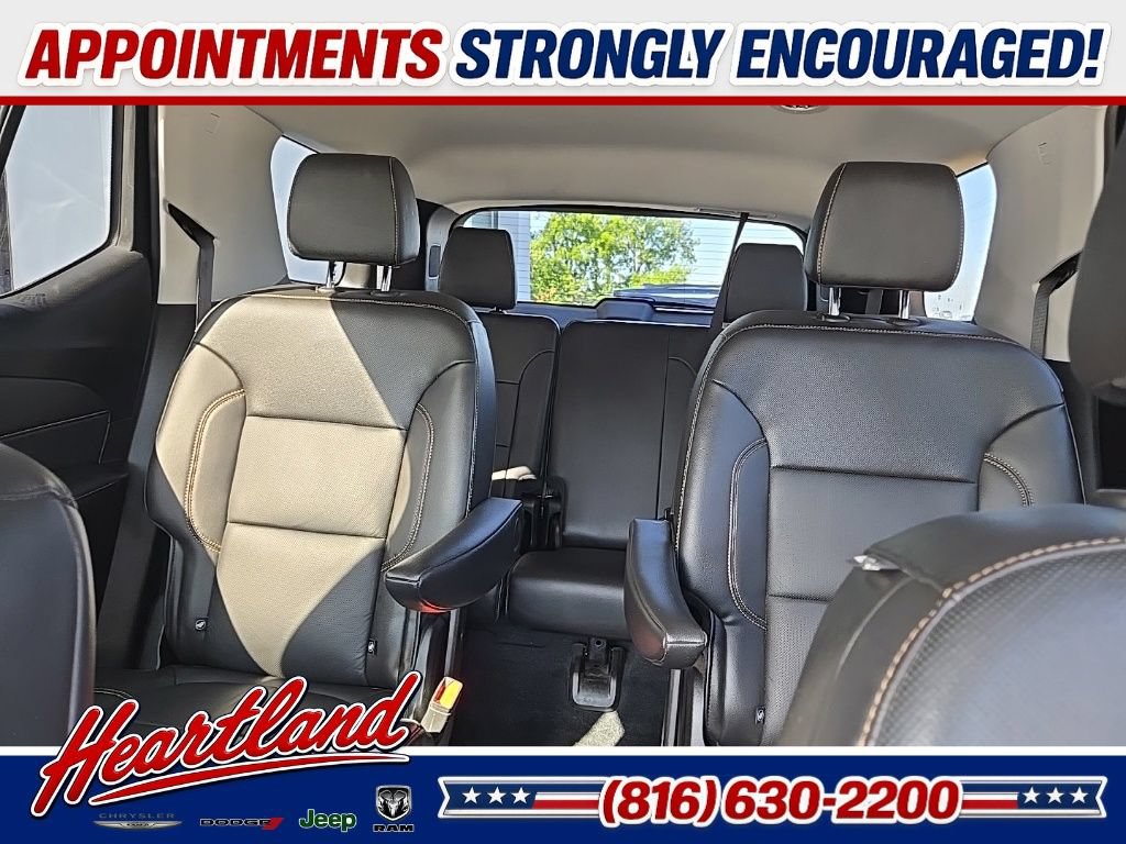 Used 2021 Chevrolet Traverse Premier AWD/4WD image 36