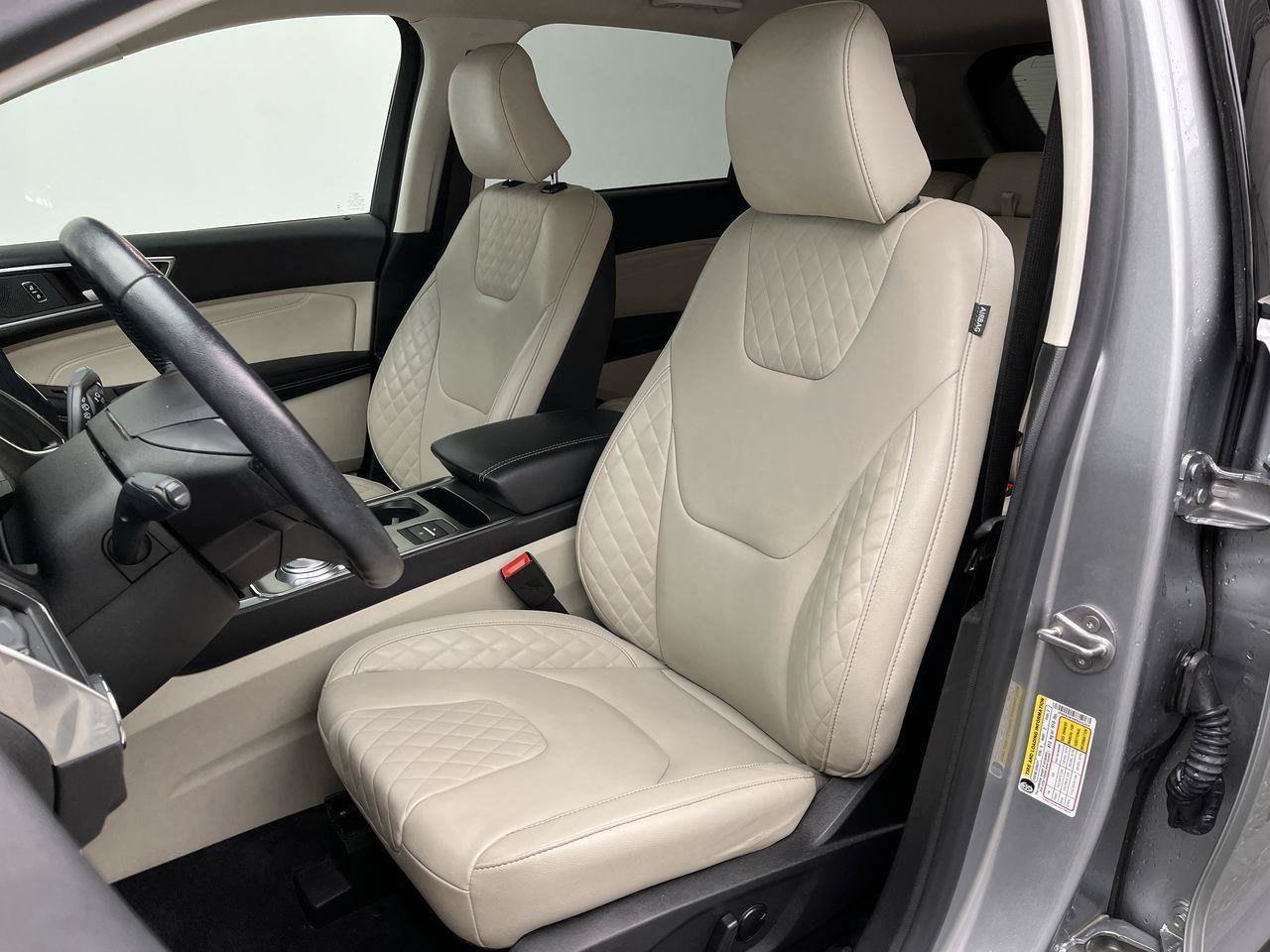 Used 2023 Ford Edge Titanium w/ Cargo Accessory Package AWD/4WD image 9