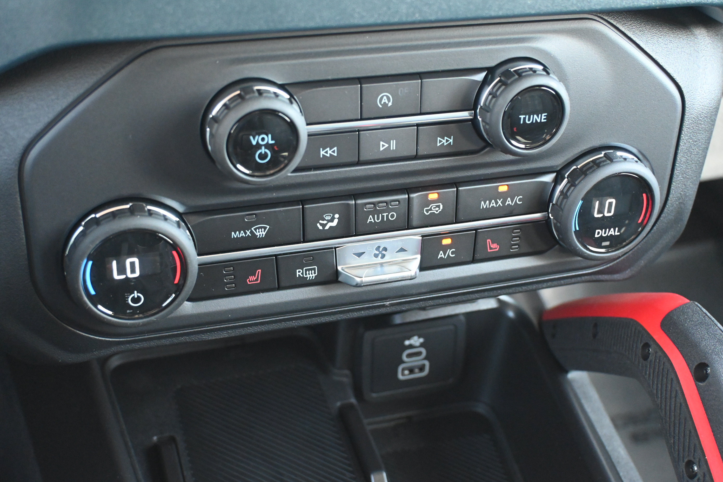 New 2026 Ford Bronco Heritage Edition AWD/4WD image 24