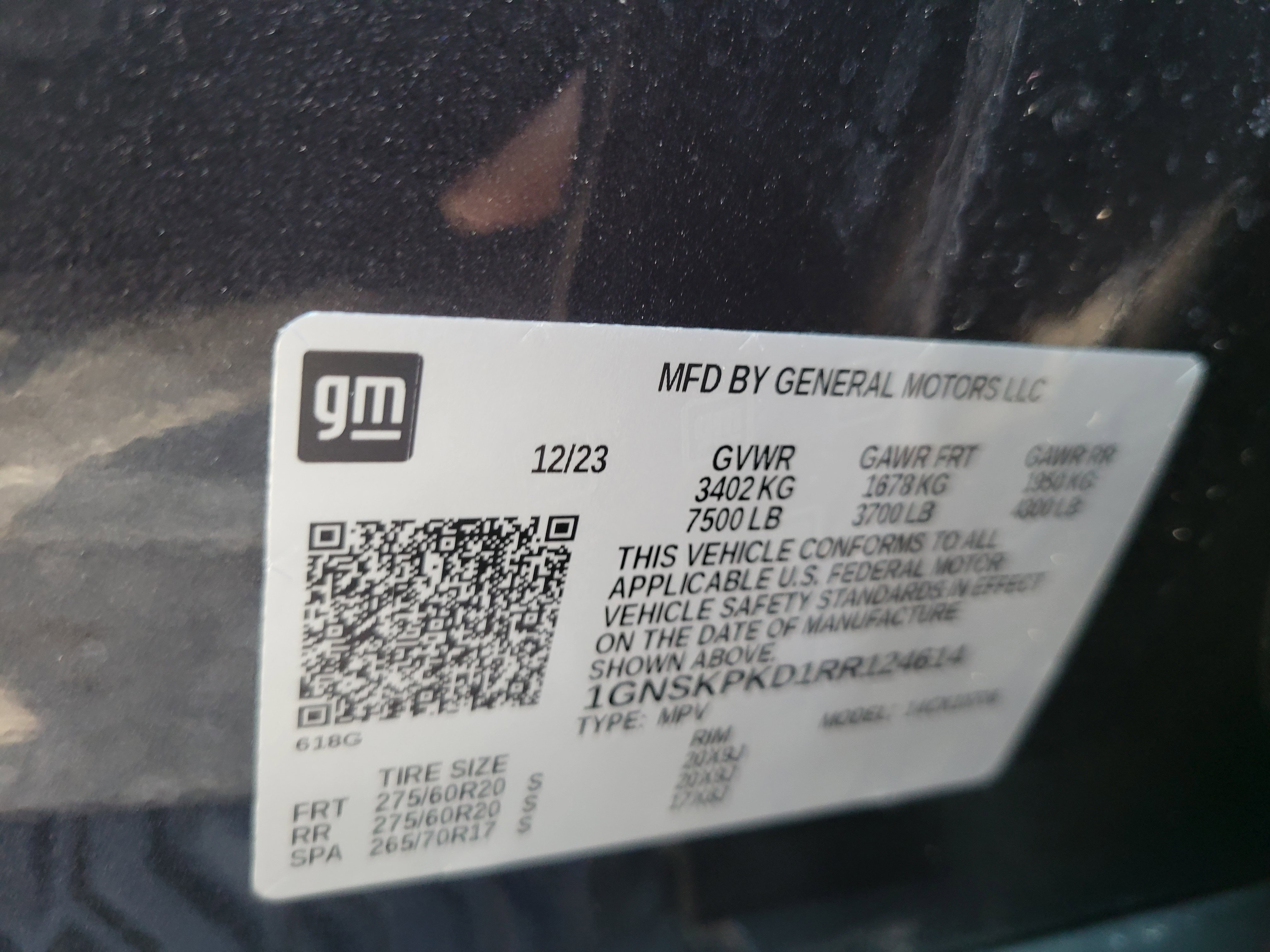 Used 2024 Chevrolet Tahoe Z71 w/ Luxury Package AWD/4WD image 32