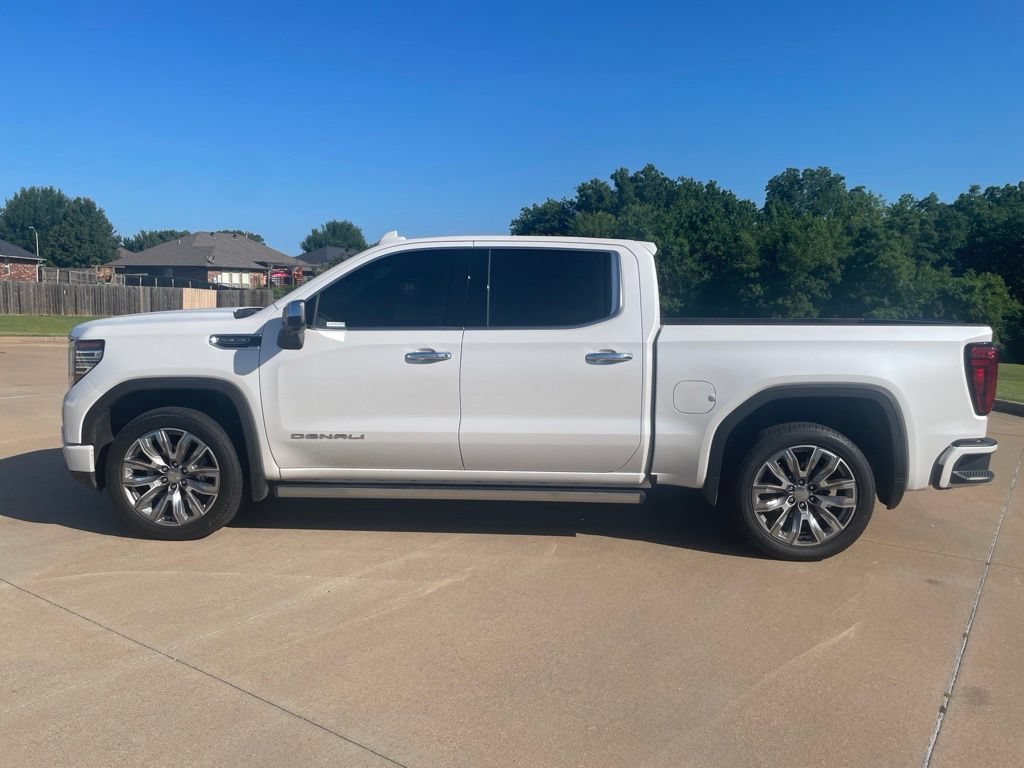 Used 2024 GMC Sierra 1500 Denali w/ Denali Reserve Package AWD/4WD image 8