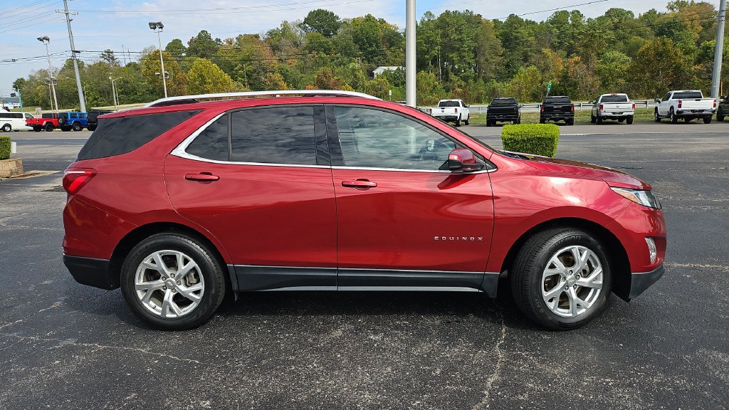 Used 2020 Chevrolet Equinox LT FWD image 2