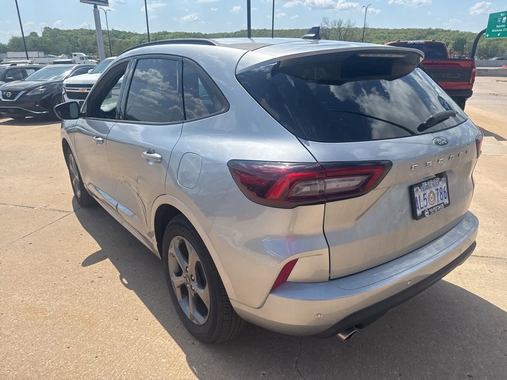 Used 2024 Ford Escape ST-Line w/ Tech Pack #1 image 4