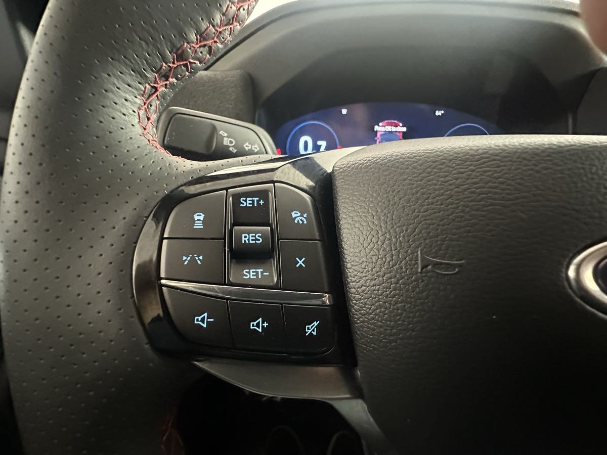 Used 2026 Ford Explorer ST-Line AWD/4WD image 30