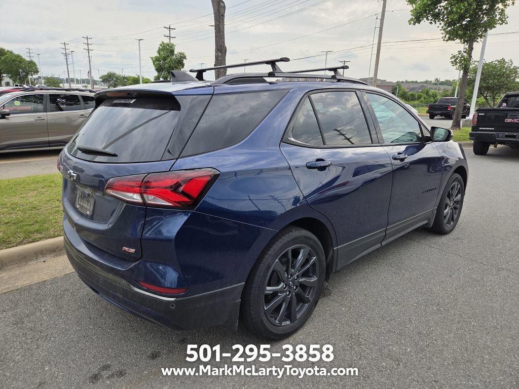Used 2023 Chevrolet Equinox RS w/ RS Leather Package FWD image 10