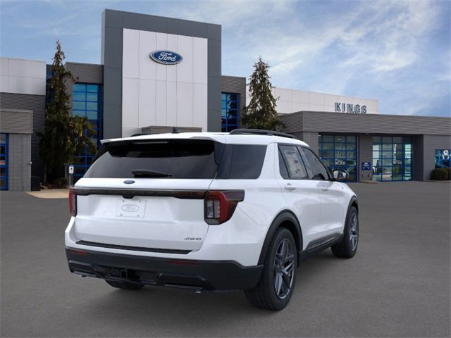 New 2026 Ford Explorer ST-Line w/ ST-Line Street Pack image 8