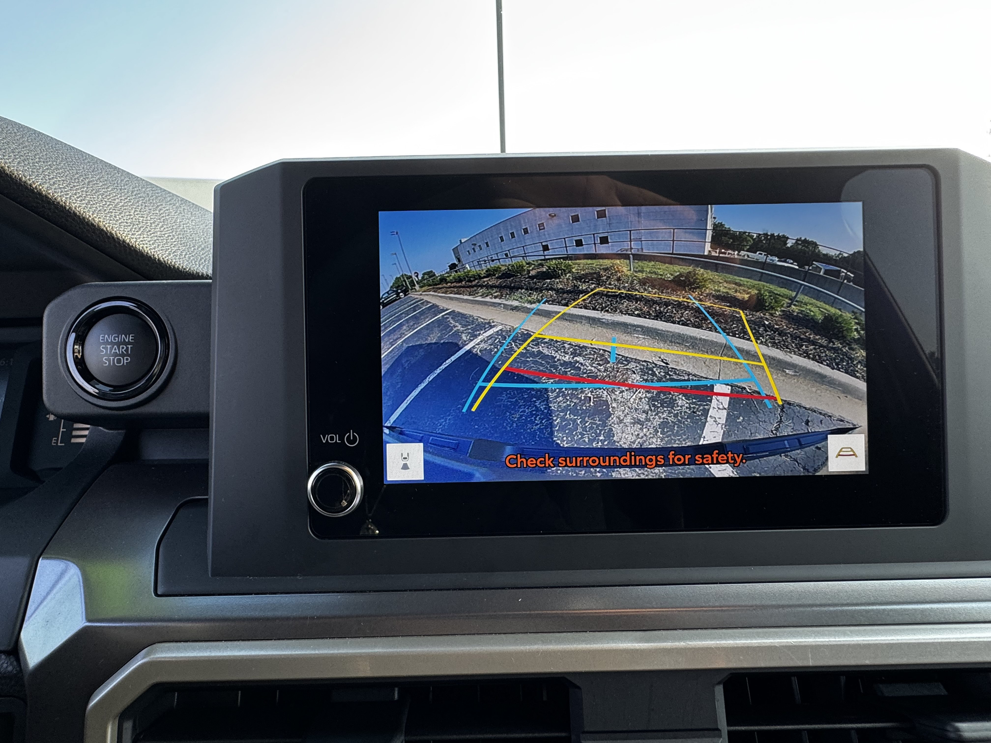Certified 2025 Toyota Tacoma SR5 AWD/4WD image 5
