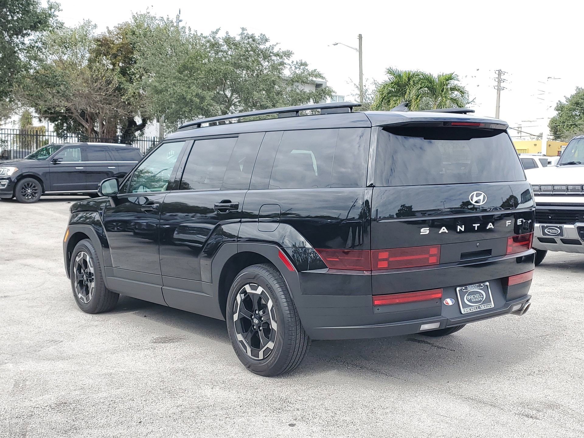 Used 2025 Hyundai Santa Fe SEL image 6