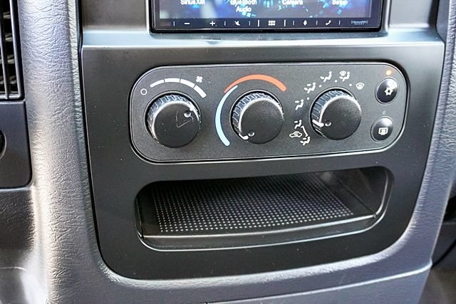 Used 2005 Dodge Ram 3500 Truck SLT w/ Quad Cab Big Horn Value Group RWD image 38