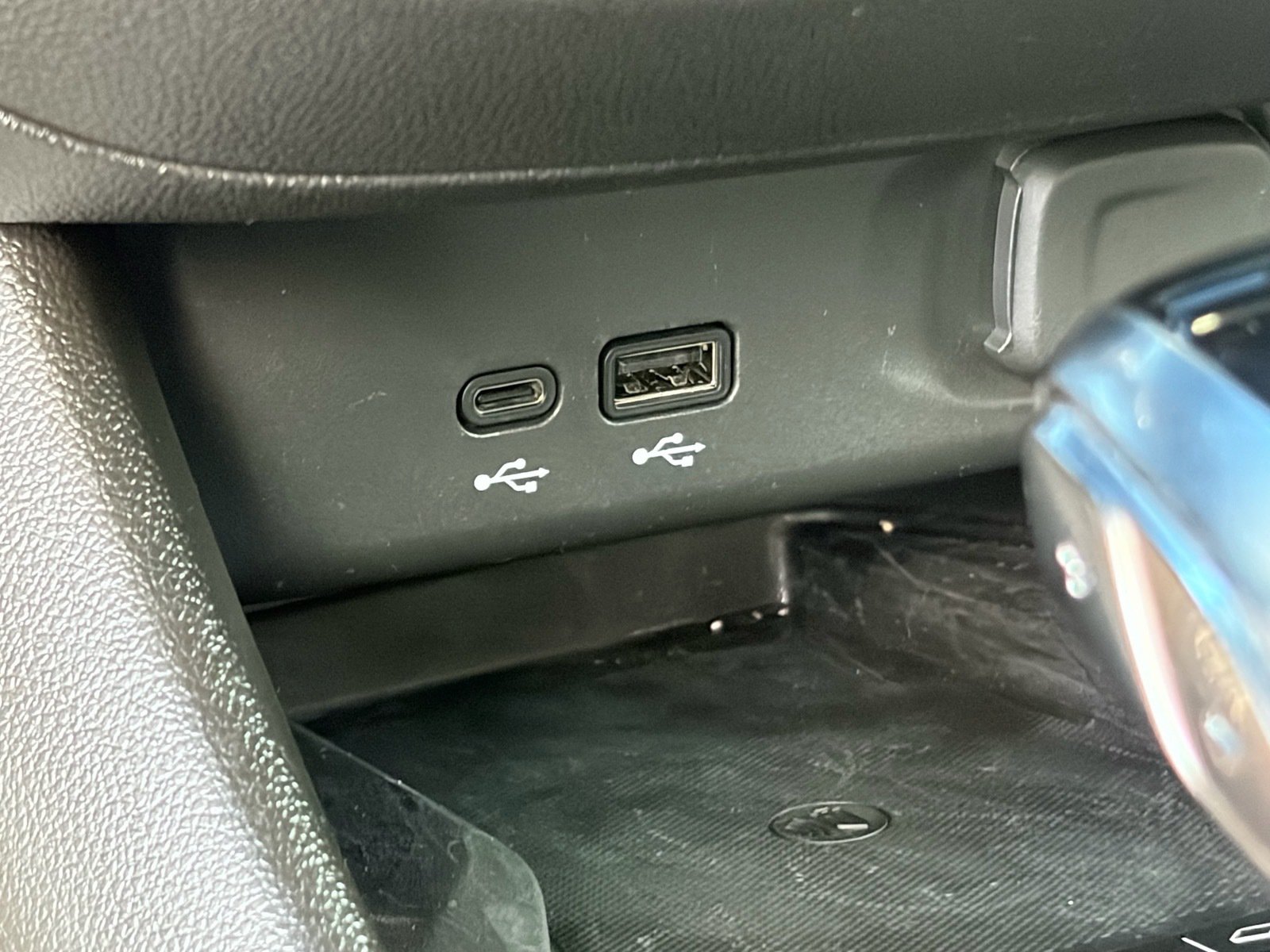 Used 2025 Buick Envista Sport Touring w/ Convenience I Package FWD image 25