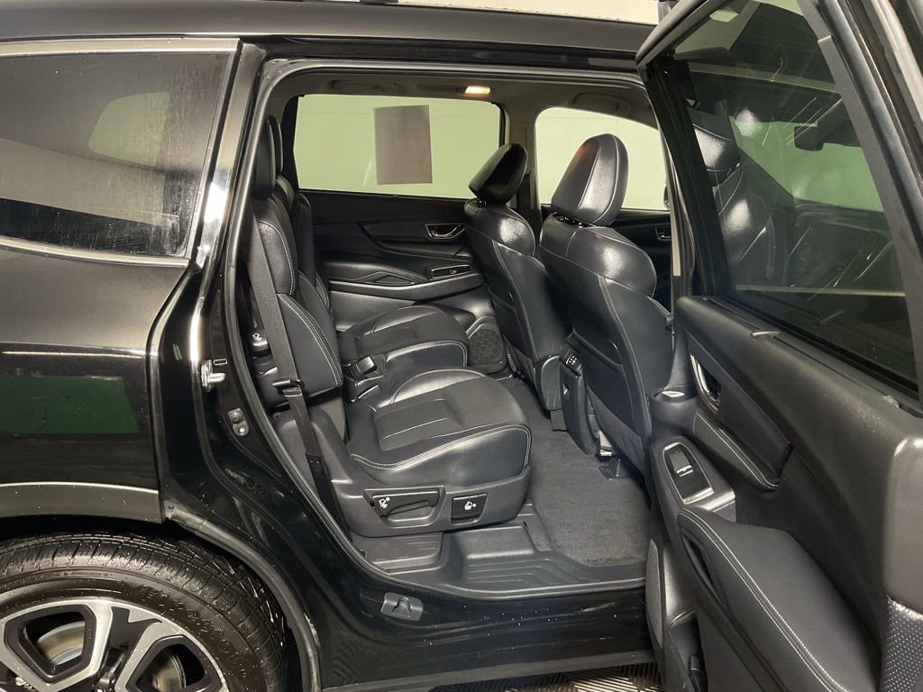 Used 2023 Subaru Ascent Limited image 33