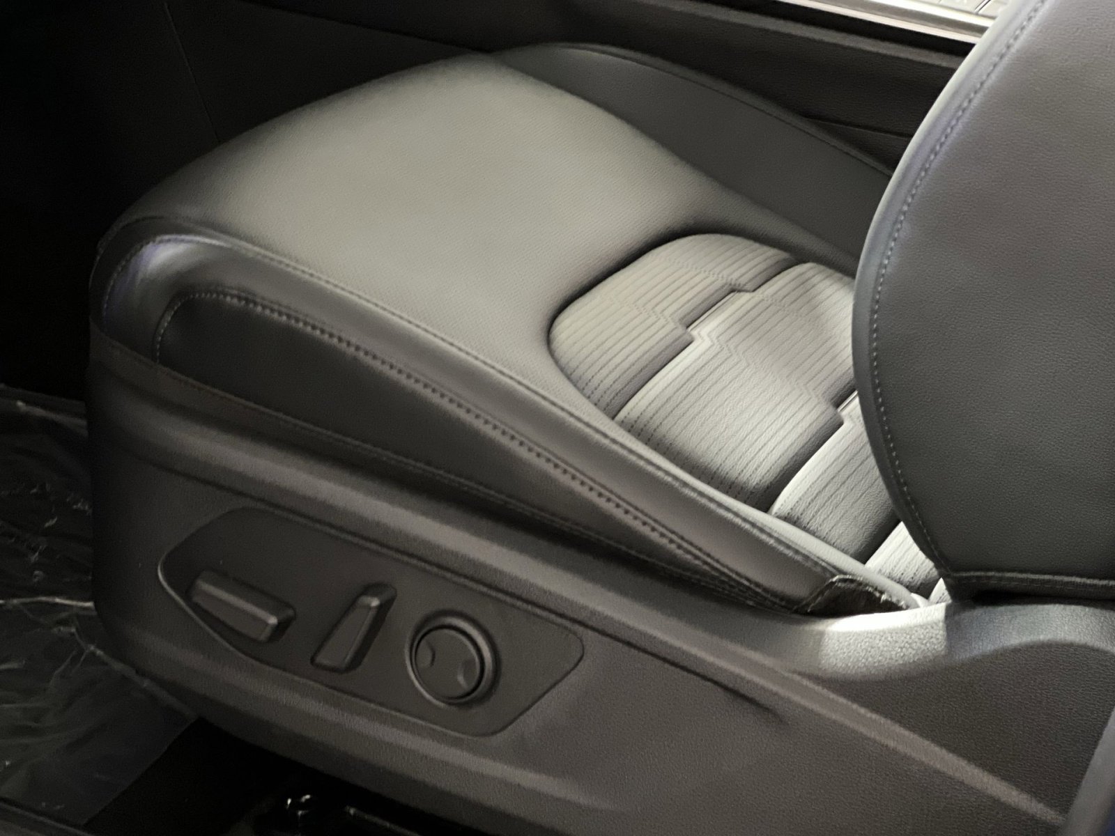 New 2026 Kia Sportage SX image 12