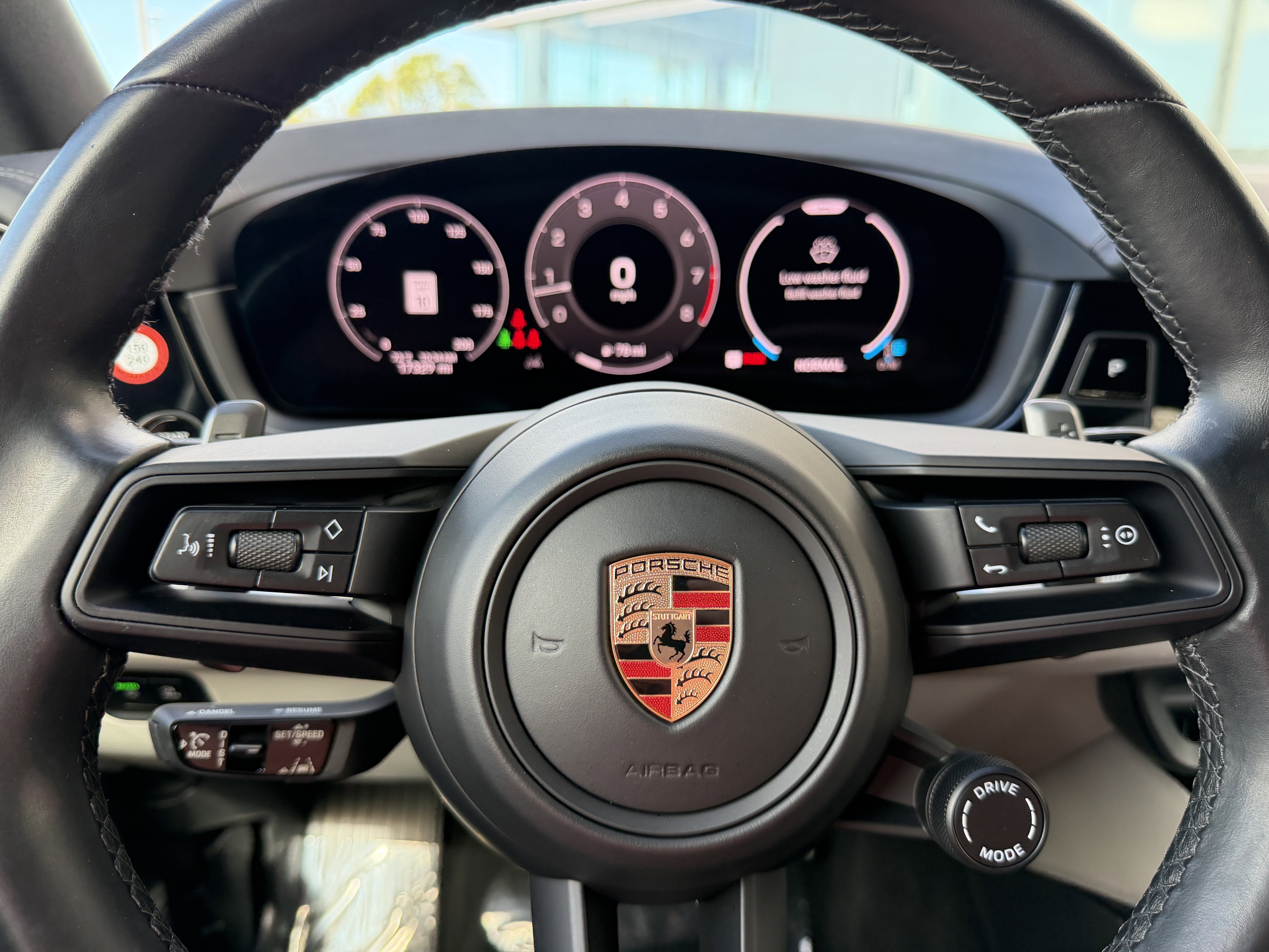 Certified 2024 Porsche Cayenne S image 37